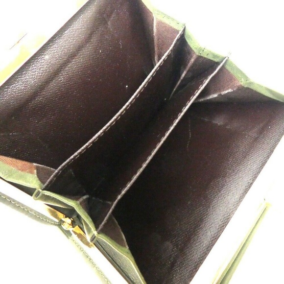 GIVENCHY Vintage Chain handle green Leather clutch - Picture 7 of 8